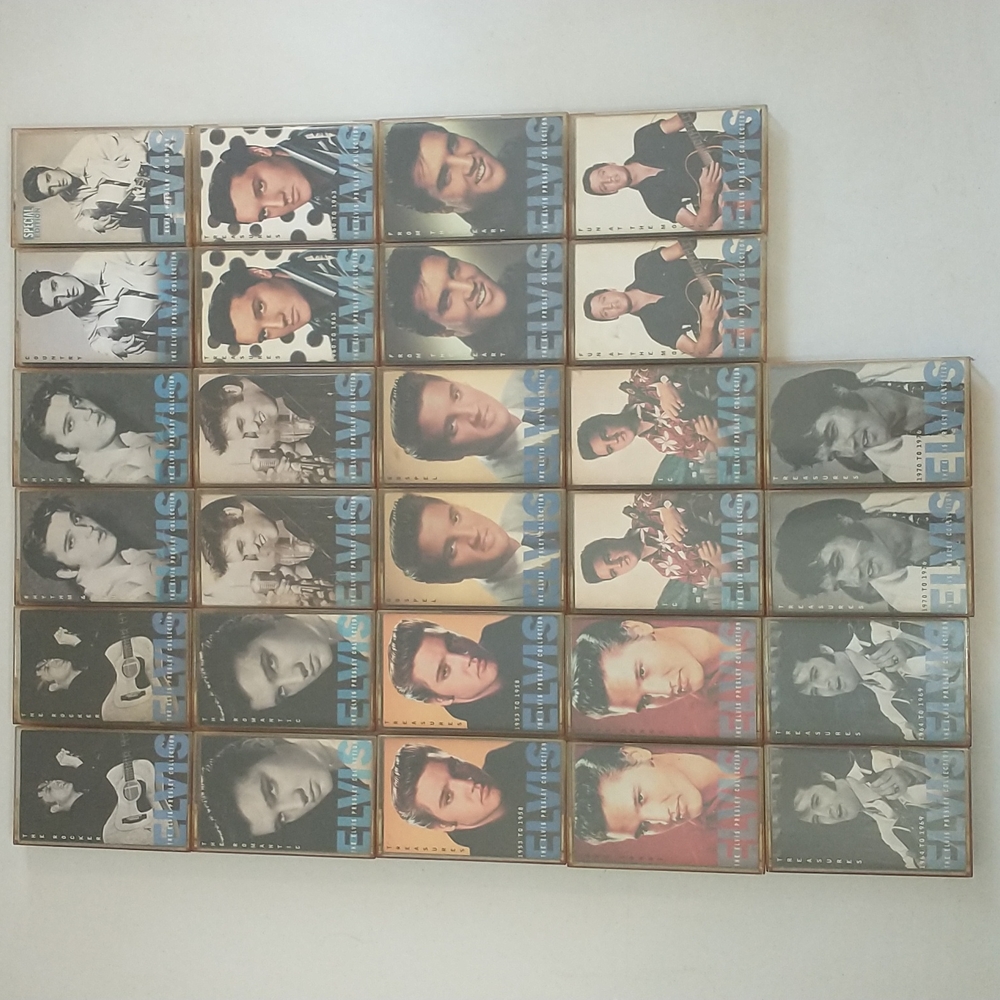 The Elvis Presley Collection 27Cassette tapes